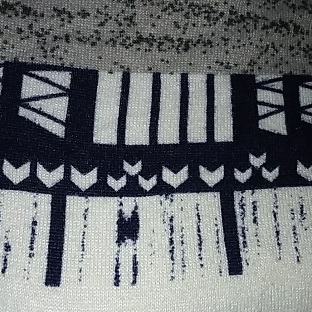 Cardigan - Picture 5 of 5